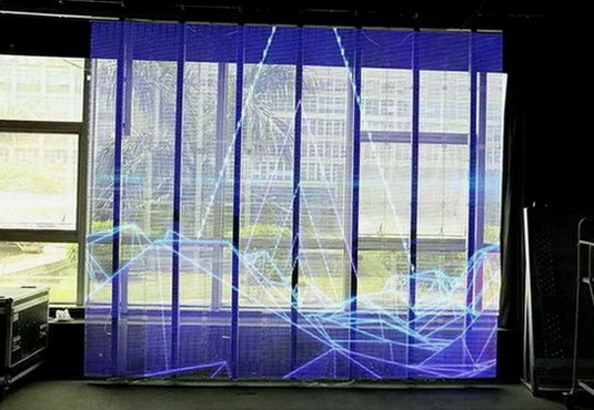 金子苑透明LED显示屏